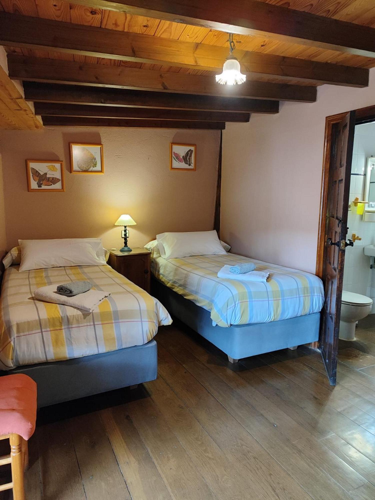 Casa Simon Guest House Cervera De Pisuerga Exterior photo